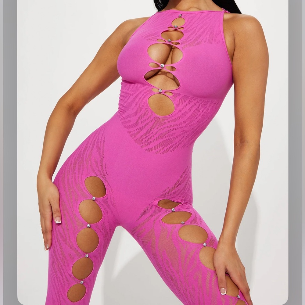 Fashion Nova Jumpsuit - Picture 3 of 6
